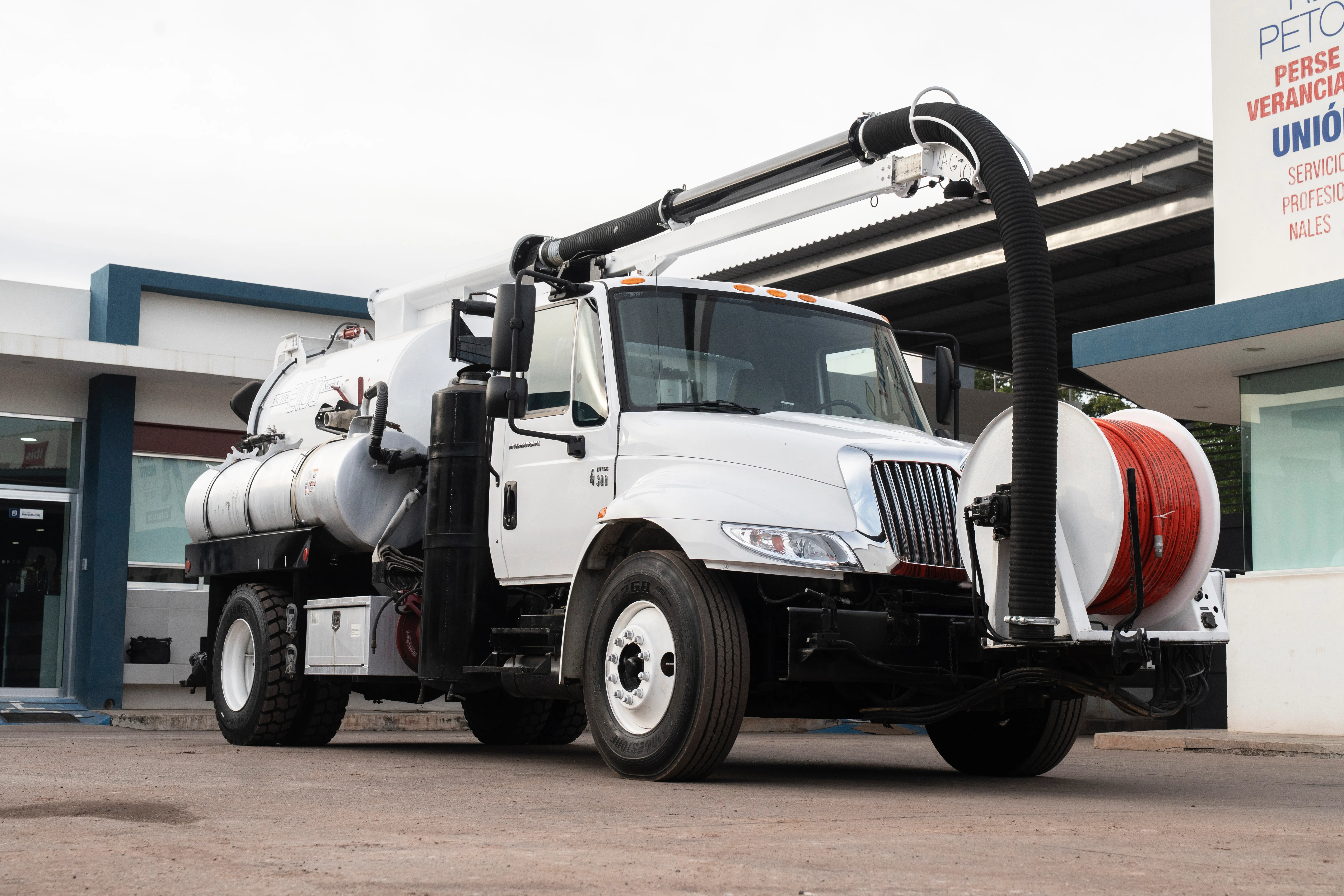 Vactor 2103
